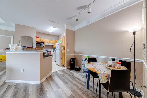 Condo in Orlando, Florida, 2 bedrooms  № 1831572 - photo 8
