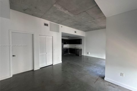 Apartment in Miami, Florida 1 bedroom, 48.87 sq.m. № 2155027 - photo 6