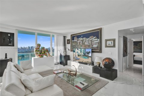 Copropriété à vendre à Miami Beach, Floride: 2 chambres, 135.27 m2 № 2016934 - photo 3