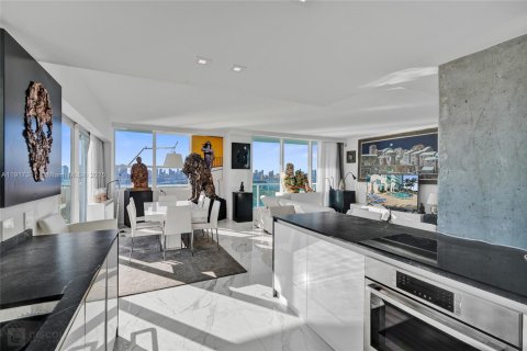 Condo à Miami Beach, Floride, 2 chambres  № 2016934