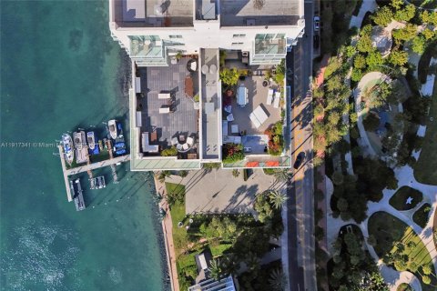 Copropriété à vendre à Miami Beach, Floride: 2 chambres, 135.27 m2 № 2016934 - photo 20