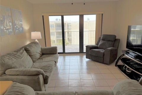 Condominio en venta en New Smyrna Beach, Florida, 2 dormitorios, 87.7 m2 № 1654142 - foto 5