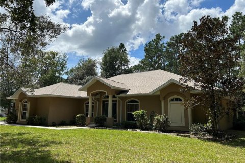 House in Dunnellon, Florida 4 bedrooms, 263.29 sq.m. № 1900445 - photo 4