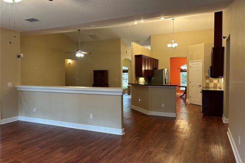 House in Dunnellon, Florida 4 bedrooms, 263.29 sq.m. № 1900445 - photo 25