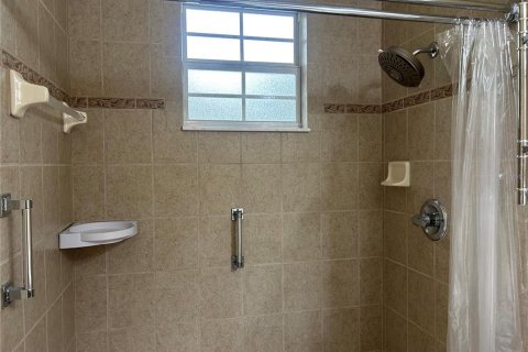 House in Dunnellon, Florida 4 bedrooms, 263.29 sq.m. № 1900445 - photo 29