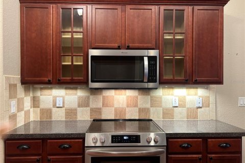 House in Dunnellon, Florida 4 bedrooms, 263.29 sq.m. № 1900445 - photo 16