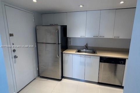Condo in Hallandale Beach, Florida, 2 bedrooms  № 1612009 - photo 10