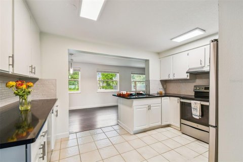 Casa en venta en Seminole, Florida, 3 dormitorios, 125.6 m2 № 1918283 - foto 14