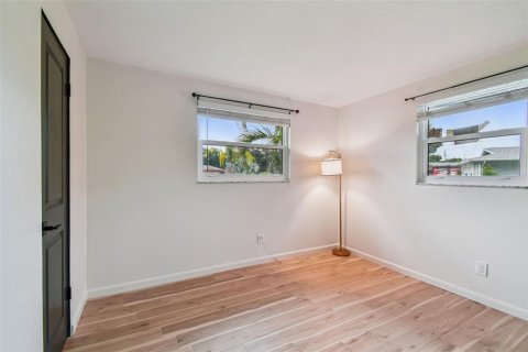 Casa en venta en Seminole, Florida, 3 dormitorios, 125.6 m2 № 1918283 - foto 29