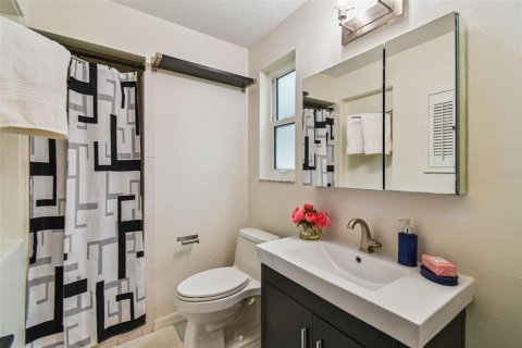 Casa en venta en Seminole, Florida, 3 dormitorios, 125.6 m2 № 1918283 - foto 22
