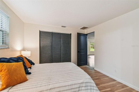 Casa en venta en Seminole, Florida, 3 dormitorios, 125.6 m2 № 1918283 - foto 20