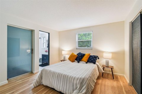 Casa en venta en Seminole, Florida, 3 dormitorios, 125.6 m2 № 1918283 - foto 19