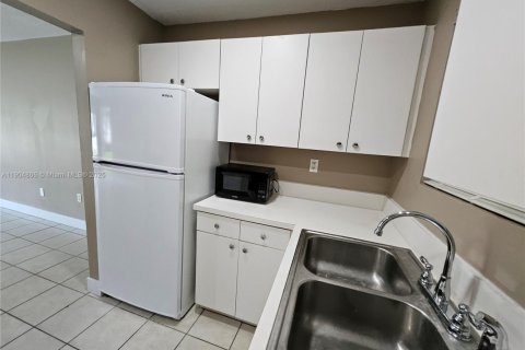 Copropriété à vendre à Miami Lakes, Floride: 1 chambre, 66.89 m2 № 1956522 - photo 19