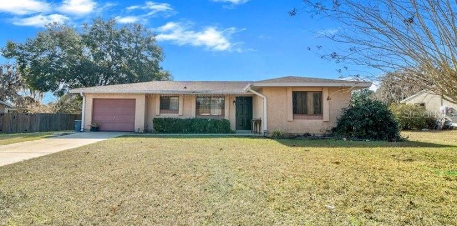 House in Ocala, Florida 2 bedrooms, 83.98 sq.m. № 2227650