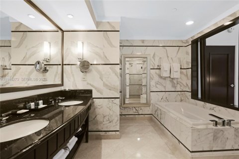 Copropriété à vendre à Miami Beach, Floride: 1 chambre, 89 m2 № 2154841 - photo 21