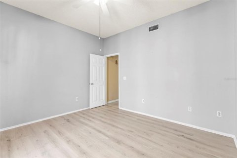 Casa en venta en Tampa, Florida, 4 dormitorios, 219.44 m2 № 1666020 - foto 26