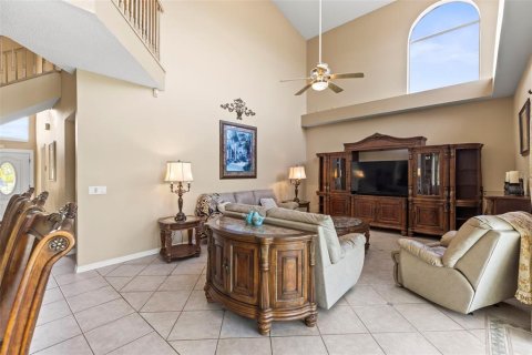 Casa en venta en Tampa, Florida, 4 dormitorios, 219.44 m2 № 1666020 - foto 23
