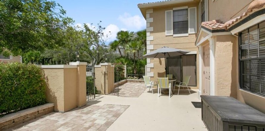 Adosado en Palm Beach Gardens, Florida 3 dormitorios, 142.33 m2 № 1168947