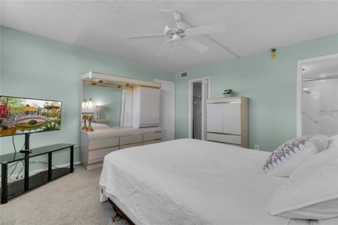 Condominio en venta en Deerfield Beach, Florida, 2 dormitorios, 97.55 m2 № 2001023 - foto 20