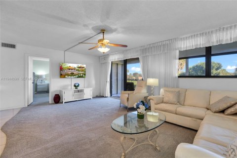 Condominio en venta en Deerfield Beach, Florida, 2 dormitorios, 97.55 m2 № 2001023 - foto 15