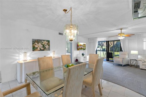 Condominio en venta en Deerfield Beach, Florida, 2 dormitorios, 97.55 m2 № 2001023 - foto 9