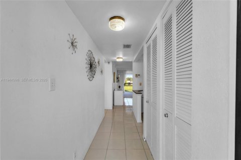 Condominio en venta en Deerfield Beach, Florida, 2 dormitorios, 97.55 m2 № 2001023 - foto 18