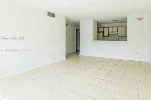 Condominio en alquiler en Homestead, Florida, 2 dormitorios, 99.87 m2 № 1942380 - foto 5