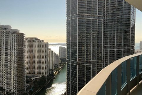 Condo in Miami, Florida, 2 bedrooms  № 1888722 - photo 4