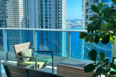 Condo in Miami, Florida, 2 bedrooms  № 1888722 - photo 6