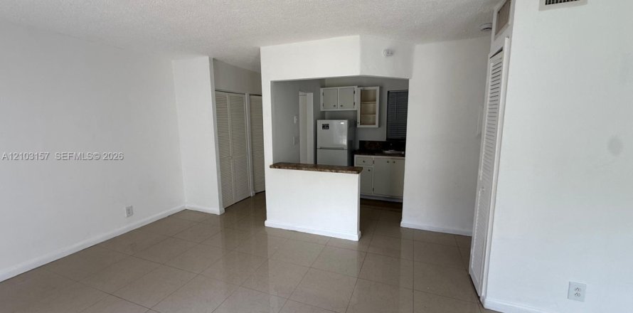 Condo à Sunny Isles Beach, Floride, 1 chambre  № 2407826