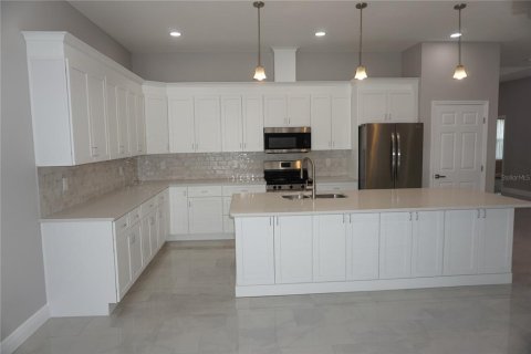 Villa ou maison à vendre à Largo, Floride: 4 chambres, 179.3 m2 № 2277285 - photo 5