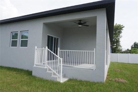 Villa ou maison à vendre à Largo, Floride: 4 chambres, 179.3 m2 № 2277285 - photo 23