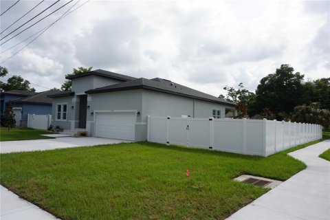 Villa ou maison à vendre à Largo, Floride: 4 chambres, 179.3 m2 № 2277285 - photo 22
