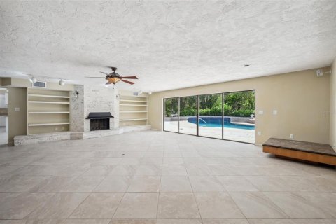House in Sarasota, Florida 5 bedrooms, 700.85 sq.m. № 1364514 - photo 11