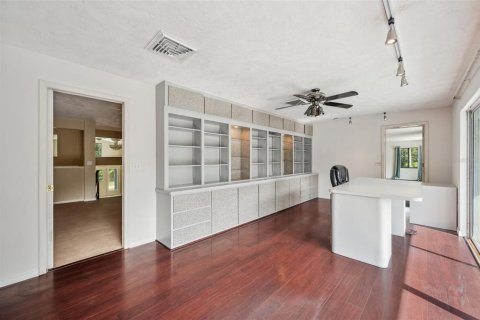 House in Sarasota, Florida 5 bedrooms, 700.85 sq.m. № 1364514 - photo 28