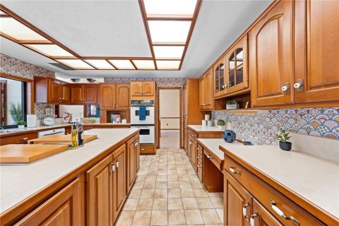 Villa ou maison à vendre à Kissimmee, Floride: 4 chambres, 483.74 m2 № 2402926 - photo 23