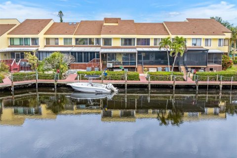 Condominio en venta en Punta Gorda, Florida, 3 dormitorios, 185.8 m2 № 1567920 - foto 2