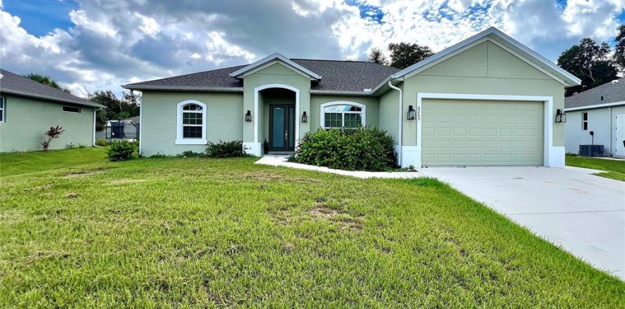 Villa ou maison à North Port, Floride 3 chambres, 168.43 m2 № 1900739