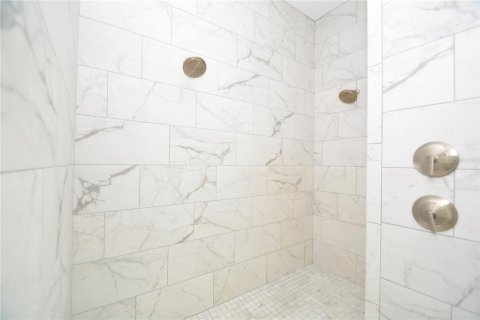 Villa ou maison à louer à North Port, Floride: 3 chambres, 168.43 m2 № 1900739 - photo 8