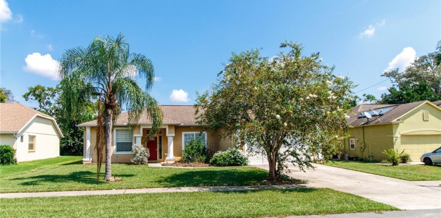 Casa en Brooksville, Florida 3 dormitorios, 176.05 m2 № 1902181