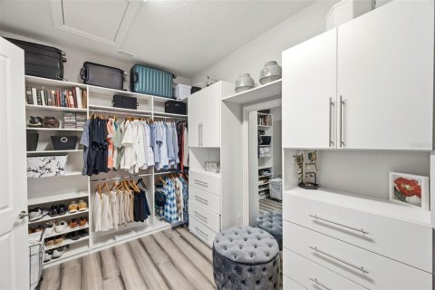Casa en venta en Tampa, Florida, 4 dormitorios, 289.58 m2 № 2237832 - foto 30