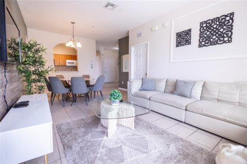 Condominio en venta en Kissimmee, Florida, 3 dormitorios, 130.99 m2 № 1513169 - foto 2