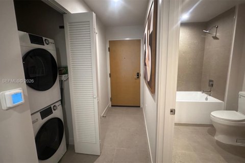 Купить кондоминиум в Майами, Флорида 32.52м2, № 2011479 - фото 7