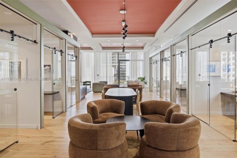 Купить кондоминиум в Майами, Флорида 32.52м2, № 2011479 - фото 16