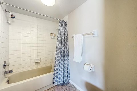 Купить кондоминиум в Индиан-Шорс, Флорида 4 комнаты, 104.05м2, № 2113723 - фото 13