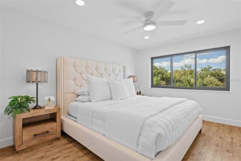 Condo in Maitland, Florida, 2 bedrooms № 2201287 - photo 26