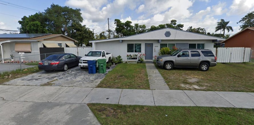 Casa en Homestead, Florida 3 dormitorios, 131.18 m2 № 1729623