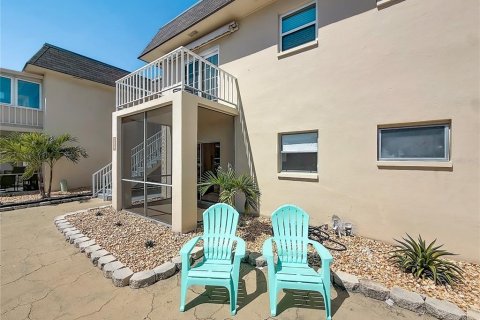 Condominio en venta en Treasure Island, Florida, 1 dormitorio, 62.24 m2 № 2198002 - foto 14