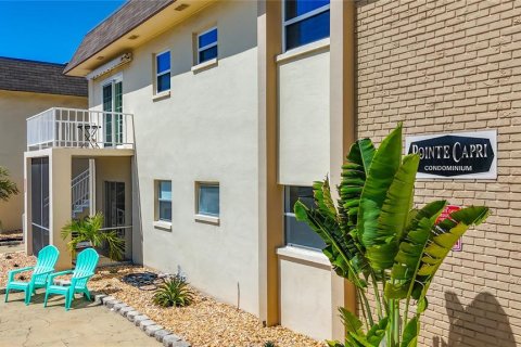 Condominio en venta en Treasure Island, Florida, 1 dormitorio, 62.24 m2 № 2198002 - foto 11