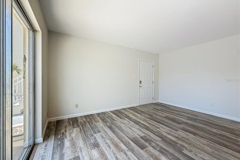 Condominio en venta en Treasure Island, Florida, 1 dormitorio, 62.24 m2 № 2198002 - foto 22